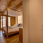 Flocon De Neige - Jacuzzi - Sauna Chalet