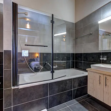 Σαλέ Flocon De Neige - Jacuzzi - Sauna La Tzoumaz