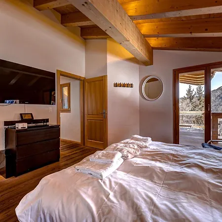 Σαλέ Flocon De Neige - Jacuzzi - Sauna *