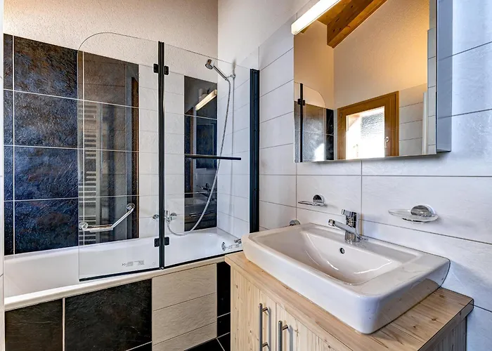 Flocon De Neige - Jacuzzi - Sauna Chalet